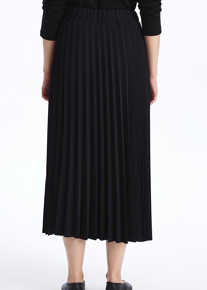 LC WAIKIKI CLASSIC  s-m beden siyah piliseli etek - Görsel 4