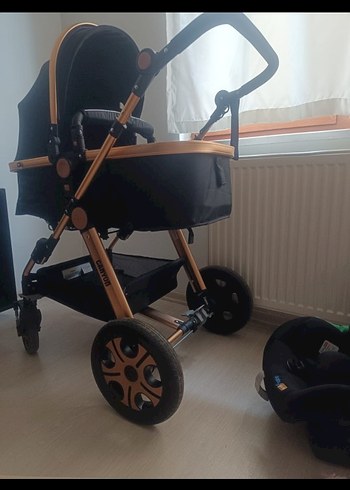 Siyah Bebek Arabası Altın Detaylı - Görsel 3