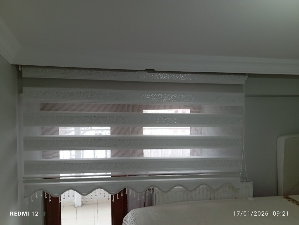 Gri desenli beyaz klasik perde - Görsel 3