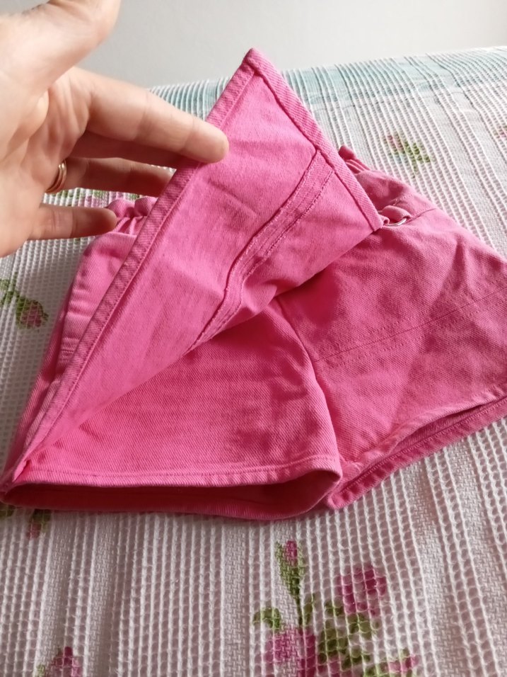 Kız Çocuk Pembe Pilili Bol Kesim Şort etek 3,4 yaş - Görsel 4