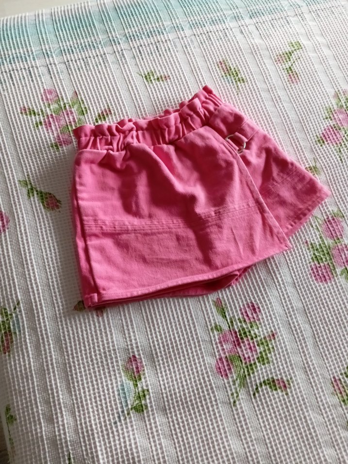 Kız Çocuk Pembe Pilili Bol Kesim Şort etek 3,4 yaş - Görsel 5