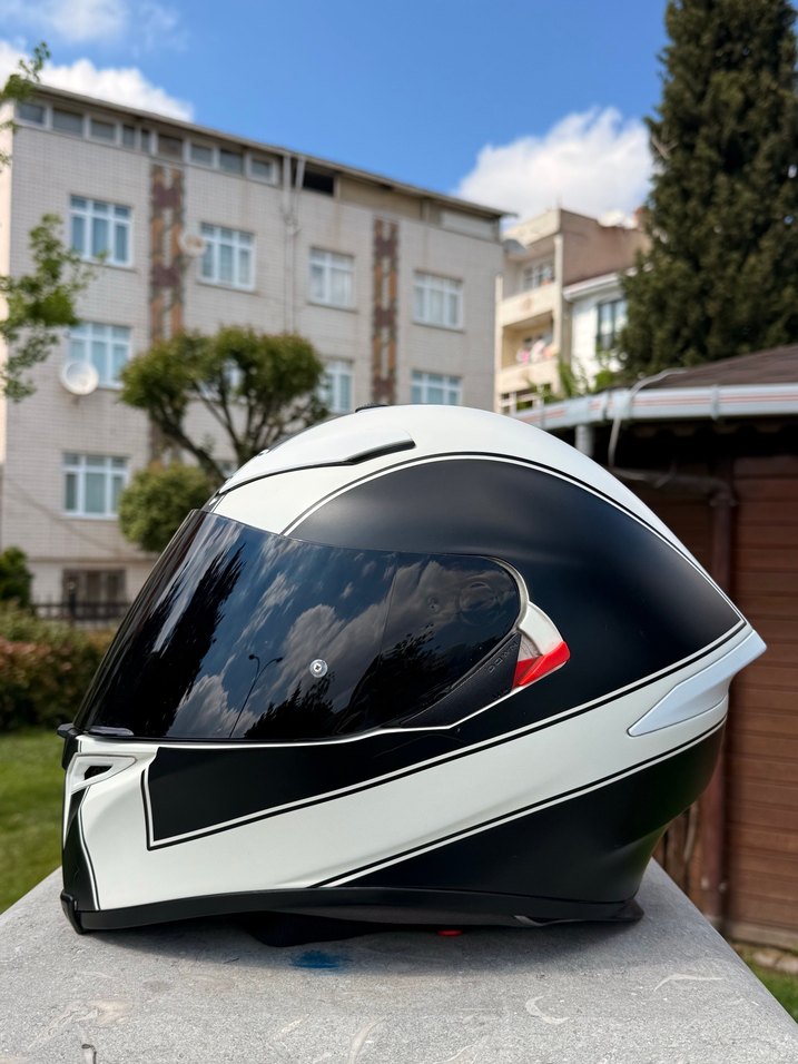 AGV K5S MOTORSİKLET KASKI - Görsel 5
