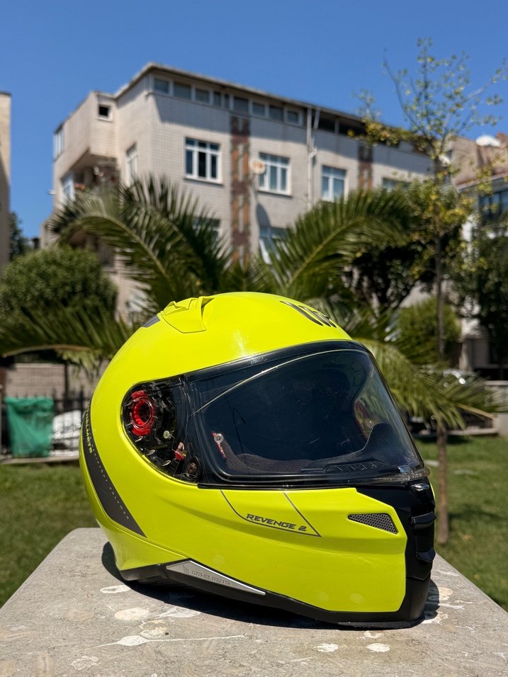 MT HELMETS REVENGE 2 MOTORSİKLET KASKI - Görsel 4