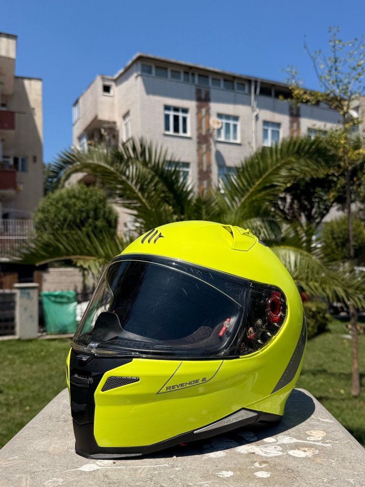 MT HELMETS REVENGE 2 MOTORSİKLET KASKI - Görsel 3