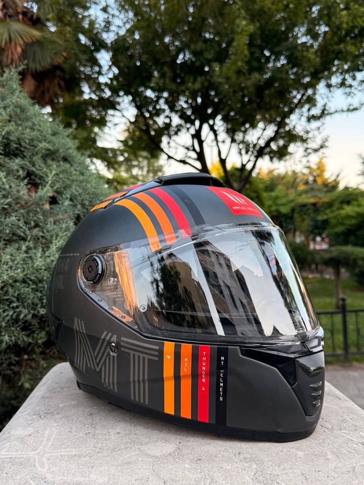 MT HELMETS THUNDER 4 MOTORSİKLET KASKI - Görsel 3