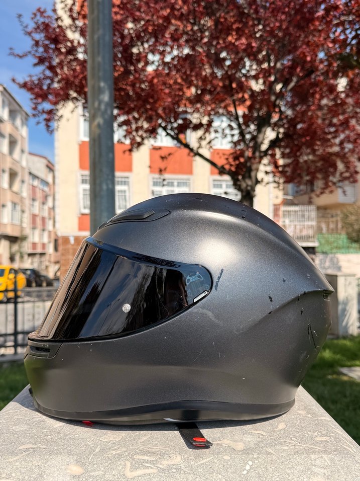 AGV K6 Motorsiklet Kaskı - Görsel 3