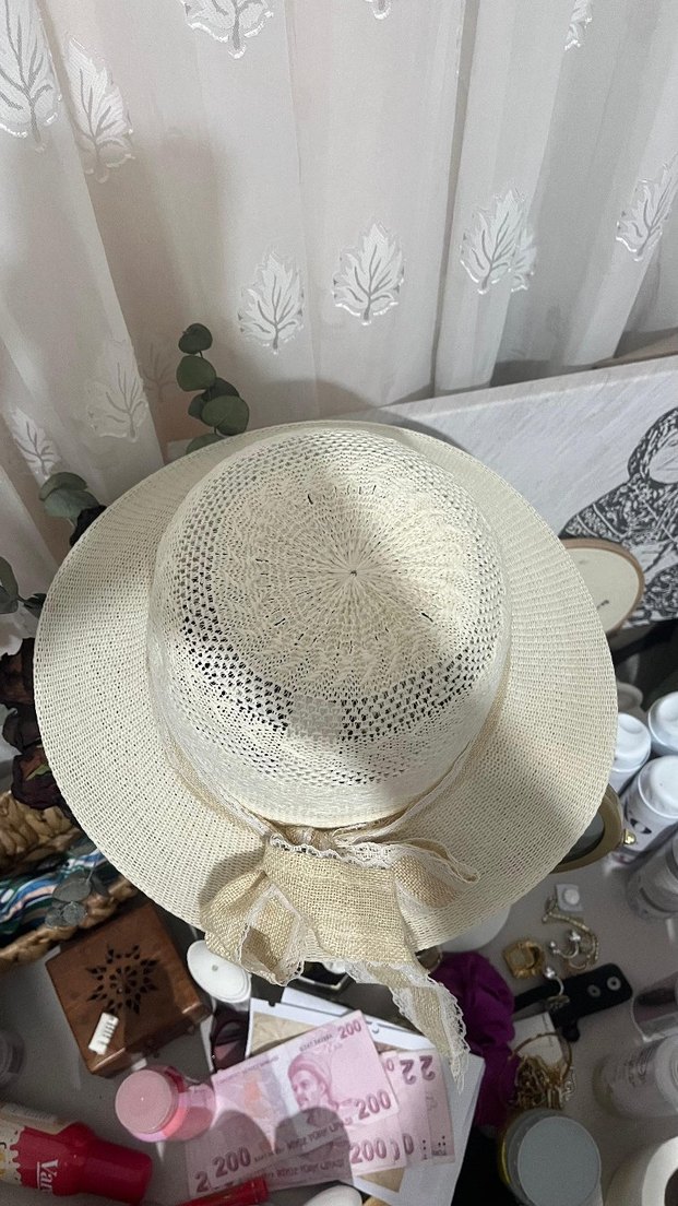 Dantel Detaylı Beyaz Örgü Kadın Şapka - Görsel 2