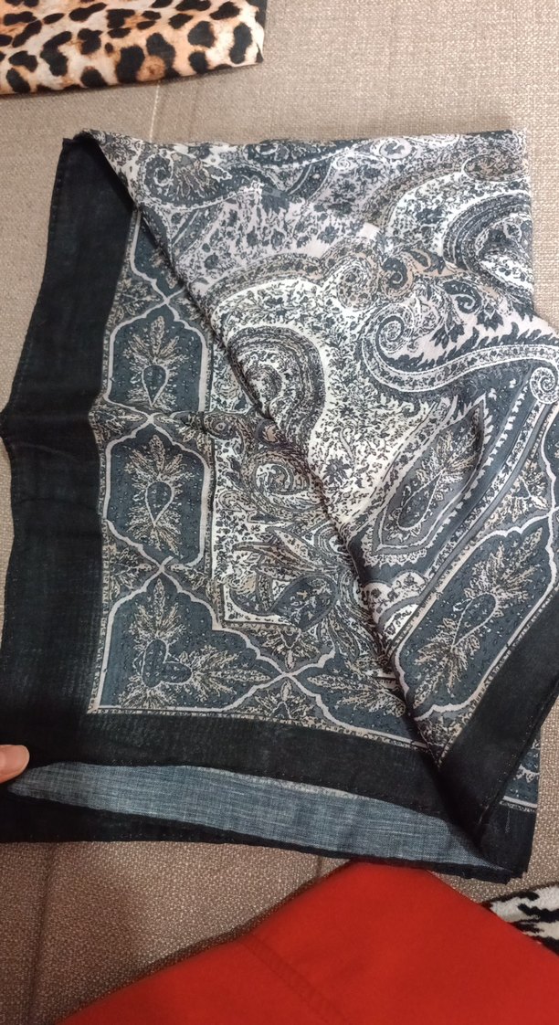 Bohem Gri Desenli Kadın Şal - Görsel 4