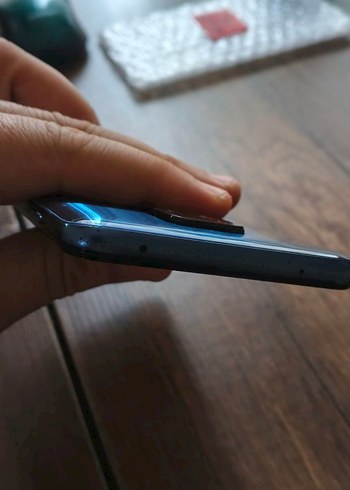 Siyah Android Telefon - Görsel 2