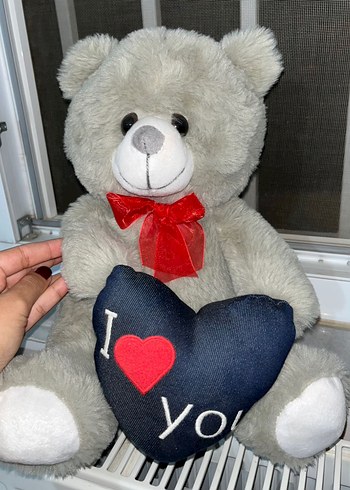 Beden Kırmızı fiyonklu gri peluş ayı oyuncak