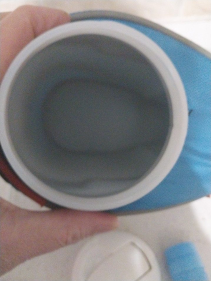 Mavi ve Gri Su Termosu - Görsel 4