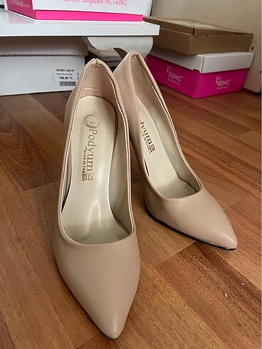 Diğer Stiletto