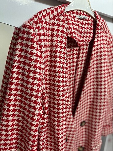 Kırmızı desenli blazer ceket
