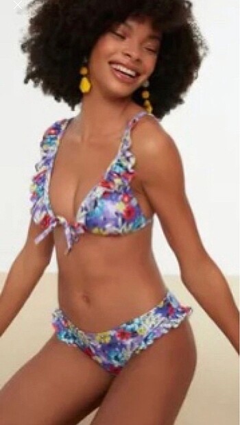 Çok renkli bikini üstü trendyol