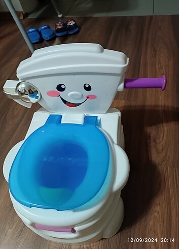 Fisher Price eğitici tuvalet lazımlik