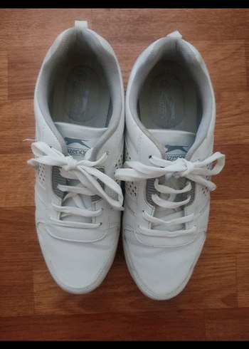 Beyaz Bağcıklı Kadın Spor Ayakkabı - Görsel 2