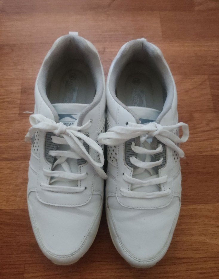 Beyaz Bağcıklı Kadın Spor Ayakkabı - Görsel 5