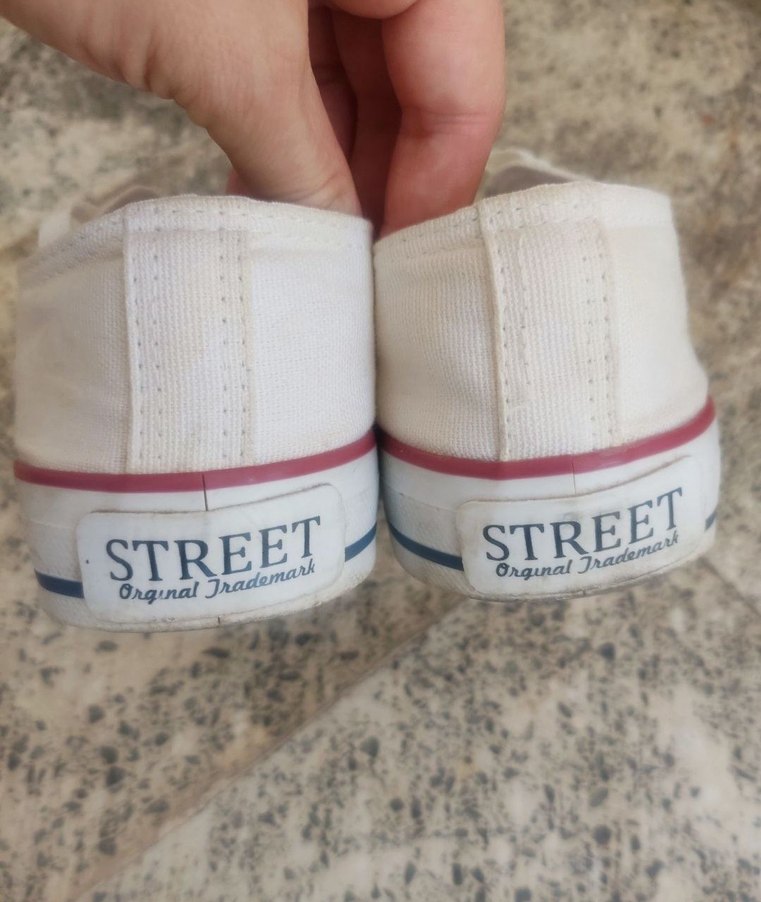 Beyaz Minimalist Kadın Spor Ayakkabı - Görsel 4