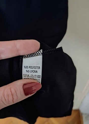 Siyah dar elbise - Görsel 6