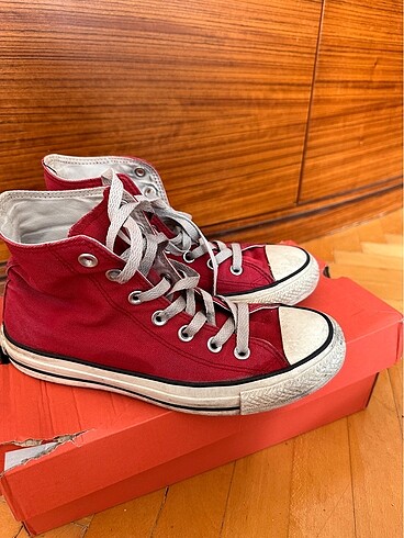Orijinal converse kırmızı