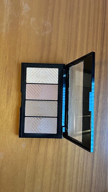  Beden maybelline kontür paleti