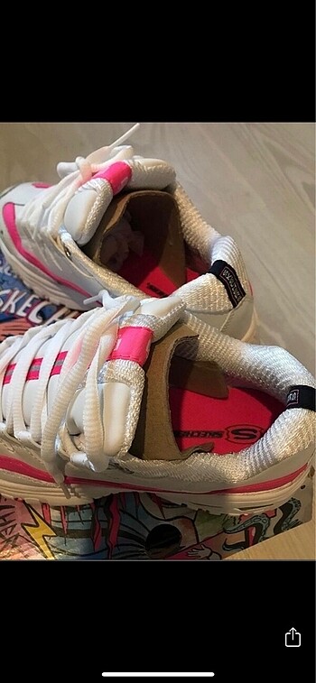 37 Beden beyaz Renk Skechers spor ayakkabı