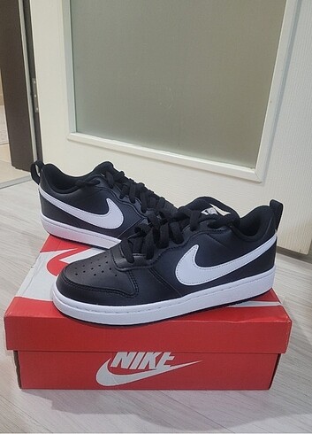 Nike Nike court borough low 2 (GS)