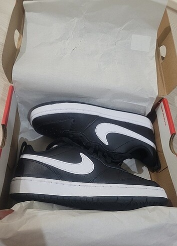 38 Beden siyah Renk Nike court borough low 2 (GS)