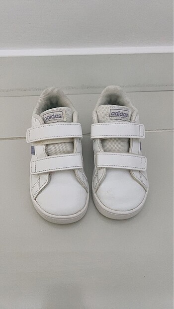 Adidas çocuk ayakkabısı
