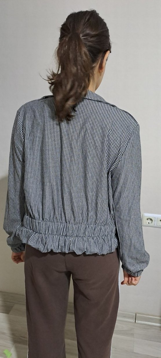 Kemer Detaylı Gri Kareli Kadın Ceket - Görsel 3