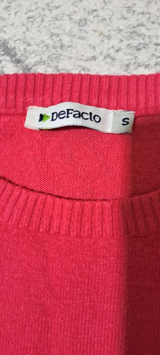 Düğmeli Kırmızı Kadın Kazak - Görsel 2