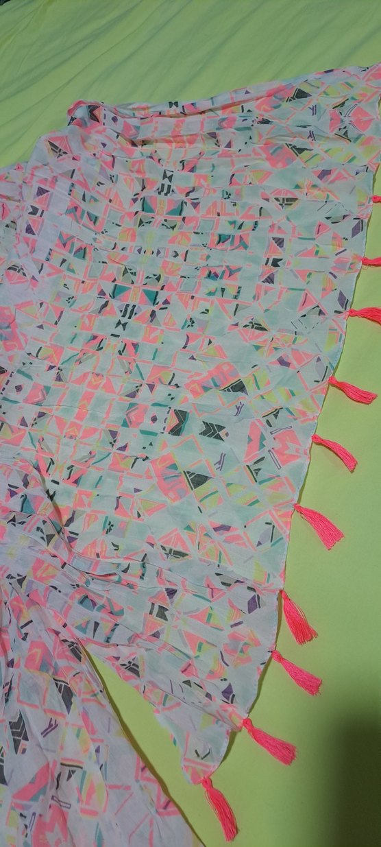 Kadın Pilili Çok Renkli Fular - Görsel 2