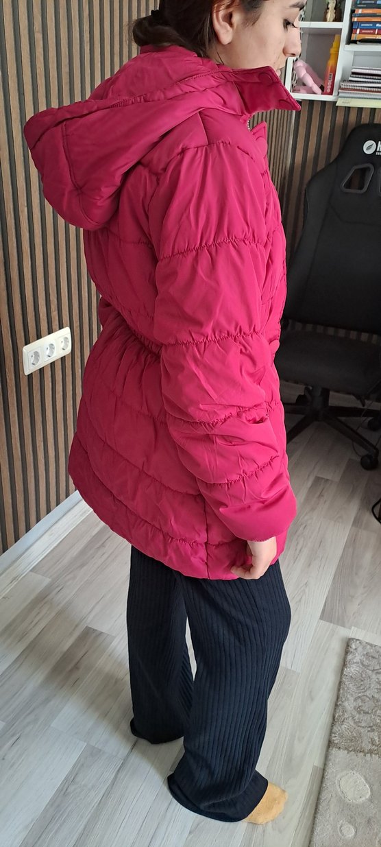 Koyu Pembe Düğmeli Kız Mont - Görsel 3