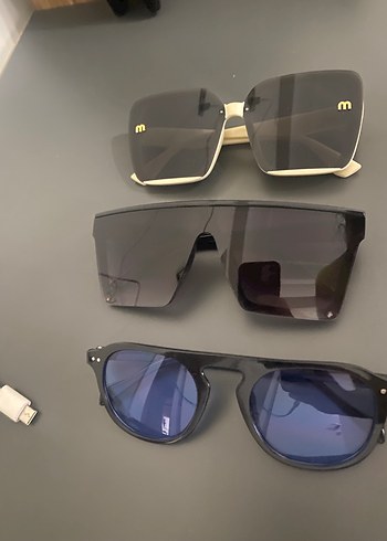 Şeffaf ve Çok Renkli Minimalist Kadın Güneş Gözlükleri - Görsel 3