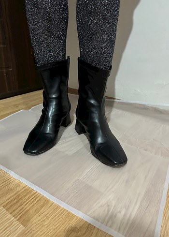 Siyah Stiletto Topuklu Kadın Bot - Görsel 3