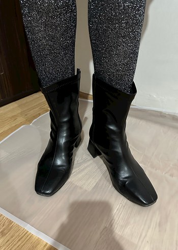 Siyah Stiletto Topuklu Kadın Bot - Görsel 4