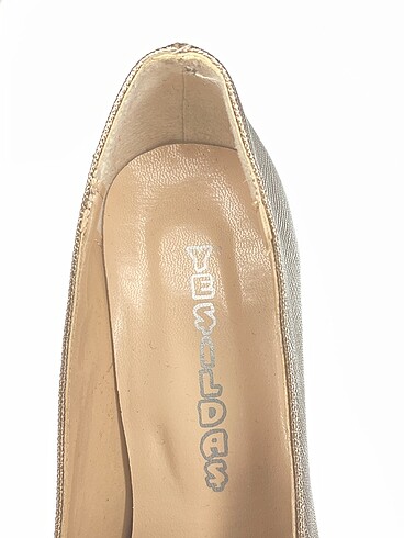 35 Beden çeşitli Renk PreLoved Platform %70 İndirimli.