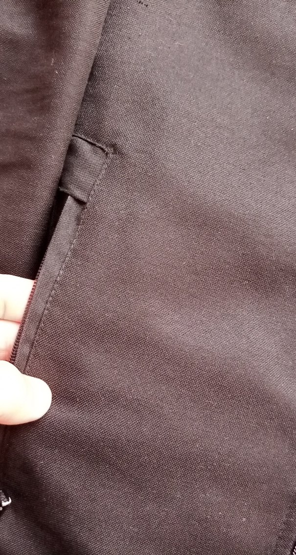 Erkek  Siyah Kapüşonlu Fermuarlı Ceket - Görsel 4