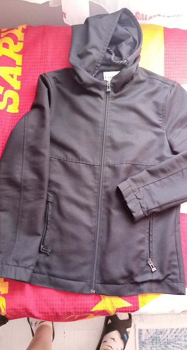 Erkek  Siyah Kapüşonlu Fermuarlı Ceket - Görsel 2