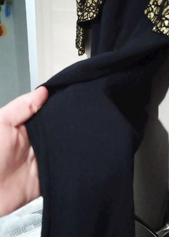 Uzun Kollu Altın Renk Drapeli Uzun Abiye Elbise - Görsel 5