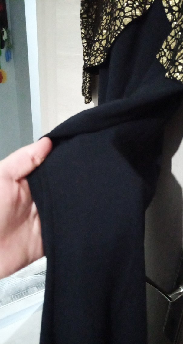 Uzun Kollu Altın Renk Drapeli Uzun Abiye Elbise - Görsel 5