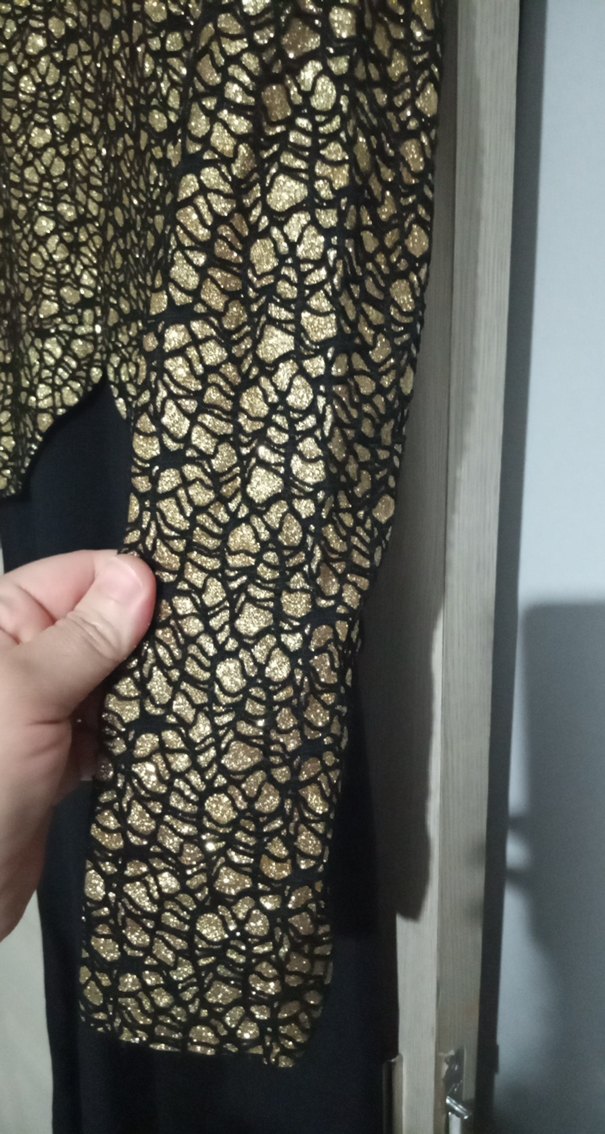 Uzun Kollu Altın Renk Drapeli Uzun Abiye Elbise - Görsel 4