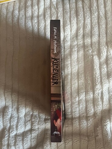  Beden Kuzenler/Karen M. McManus