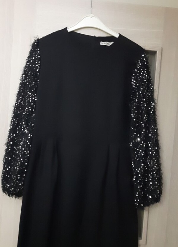 Siyah elbise - Görsel 3