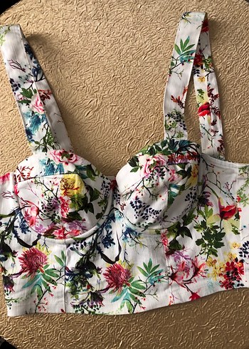 Pull&Bear Çiçek Desenli Mini Büstiyer