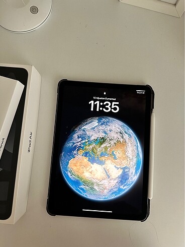 iPad Air 5. Nesil 64gb (apple pencil ile beraber) garantili