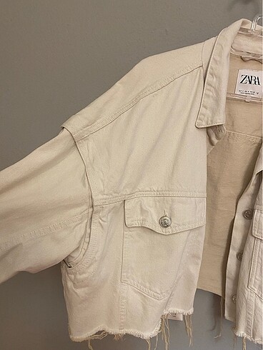 Zara Zara model beyaz kot ceket