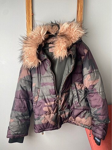 Pull & Bear Mont