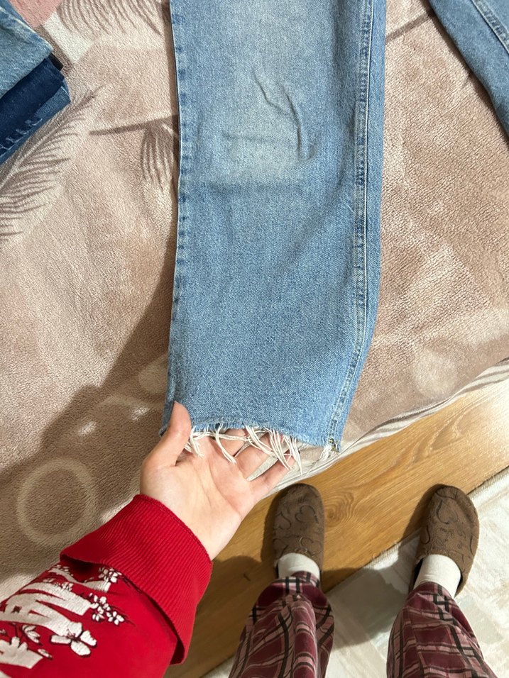 Açık Mavi Denim Jean — görsel 2/4