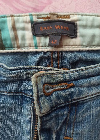 Kadın Mavi Rahat Kesim Kot Şort - Görsel 6